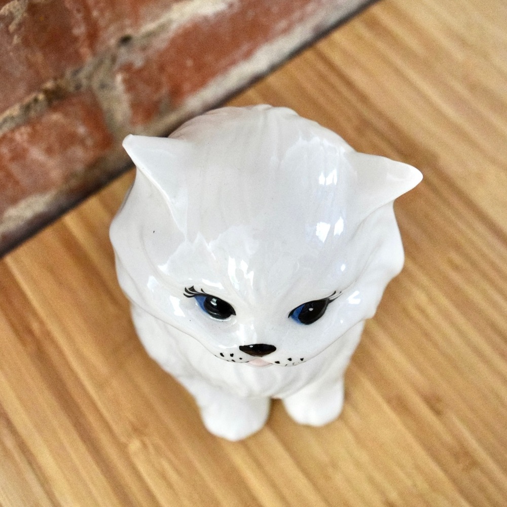 Hand Painted Pretty Ceramic Kitty Figurine Vintage Cat Art Collectible Cute - Picture 5 of 13